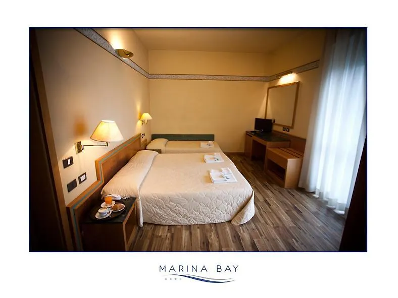 Hotel Marina Bay Римини Италия
