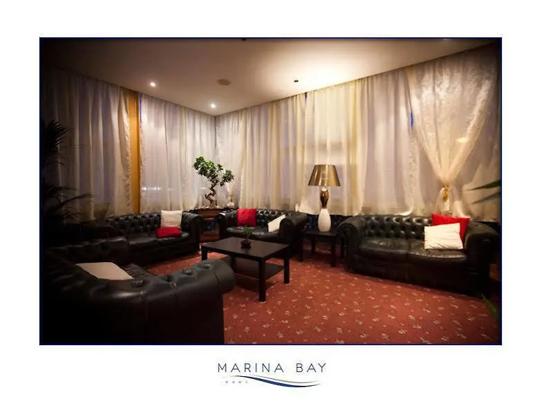 Hotel Marina Bay Римини