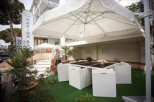 Hotel Marina Bay Римини Италия
